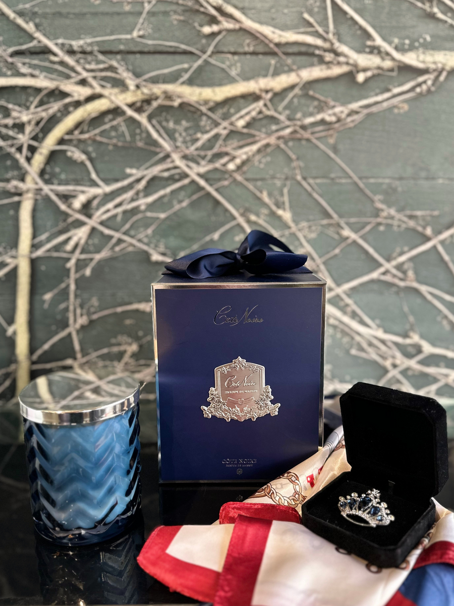 Côte Noire Herringbone Candle Scarf Set - Un Jardin a Versailles-Local NZ Florist -The Wild Rose | Nationwide delivery, Free for orders over $100 | Flower Delivery Auckland