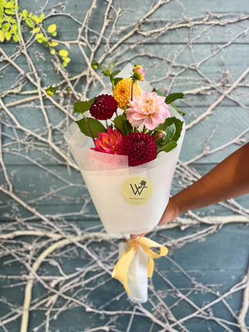 Petite Seasonal Paddock To Posie-Local NZ Florist -The Wild Rose | Nationwide delivery, Free for orders over $100 | Flower Delivery Auckland