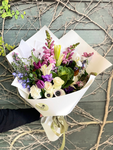 Mauve Pretties-Local NZ Florist -The Wild Rose | Nationwide delivery, Free for orders over $100 | Flower Delivery Auckland