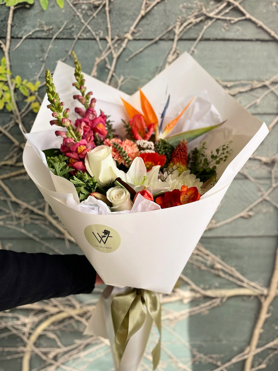 Peaches and Cream - Staff Favourite-Local NZ Florist -The Wild Rose | Nationwide delivery, Free for orders over $100 | Flower Delivery Auckland