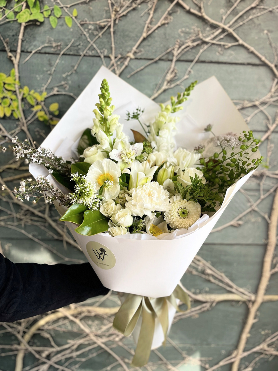 Big White-Local NZ Florist -The Wild Rose | Nationwide delivery, Free for orders over $100 | Flower Delivery Auckland