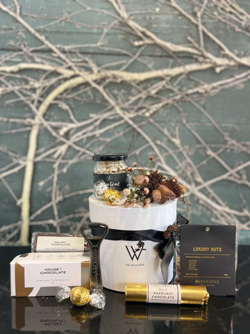 Porche Hat Box-Local NZ Florist -The Wild Rose | Nationwide delivery, Free for orders over $100 | Flower Delivery Auckland