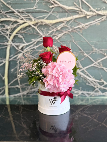 The Sweethearts Hat Box-Local NZ Florist -The Wild Rose | Nationwide delivery, Free for orders over $100 | Flower Delivery Auckland